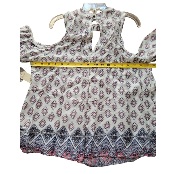 Arizona Jean Co Bohemian Rayon White Mauve Blue Cold Shoulder Blouse Size Large - Picture 4 of 14